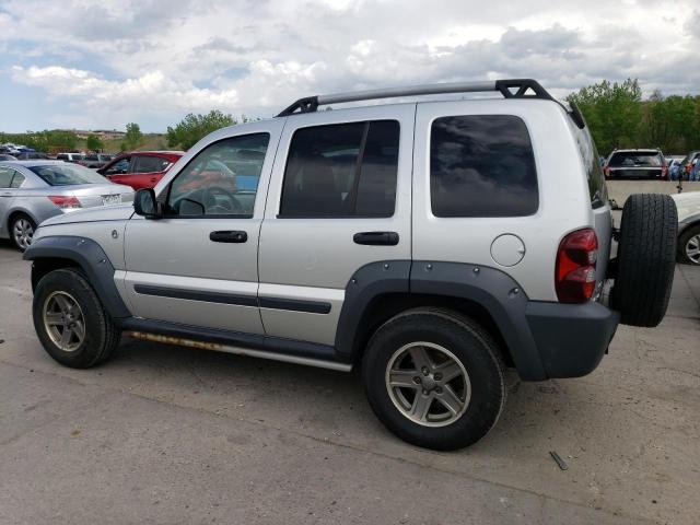 1J4GL38K35W566388 - 2005 JEEP LIBERTY RENEGADE SILVER photo 2