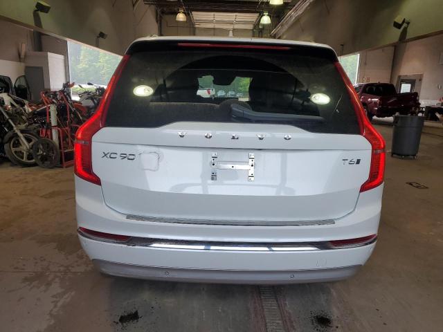 YV4A22PL7N1824523 - 2022 VOLVO XC90 T6 INSCRIPTION WHITE photo 6