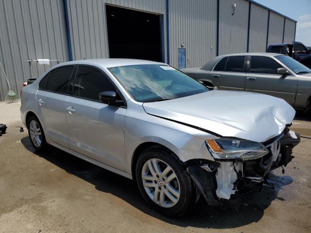 3VW2K7AJ9FM218802 - 2015 VOLKSWAGEN JETTA BASE 银色 照片 4