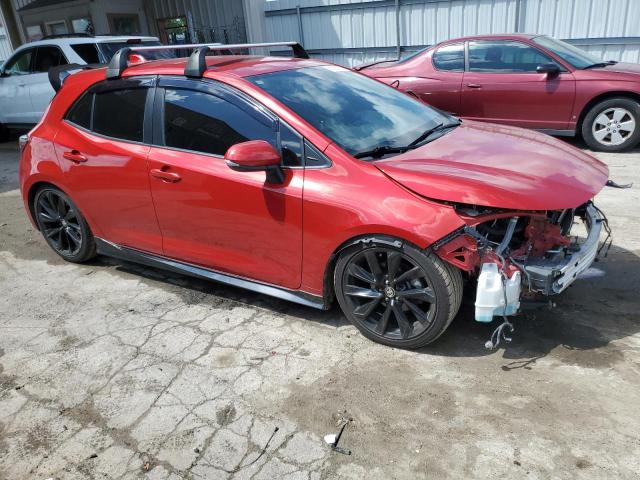 JTND4MBEXM3108874 - 2021 TOYOTA COROLLA SE RED photo 4