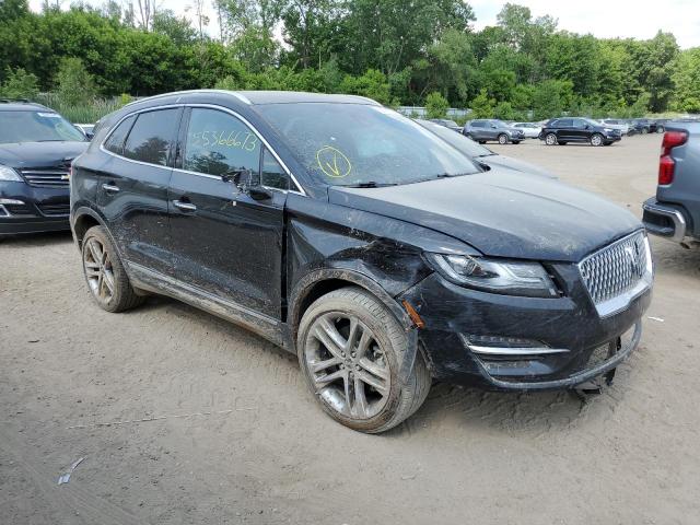 5LMCJ3D92KUL27203 - 2019 LINCOLN MKC RESERVE BLACK photo 4