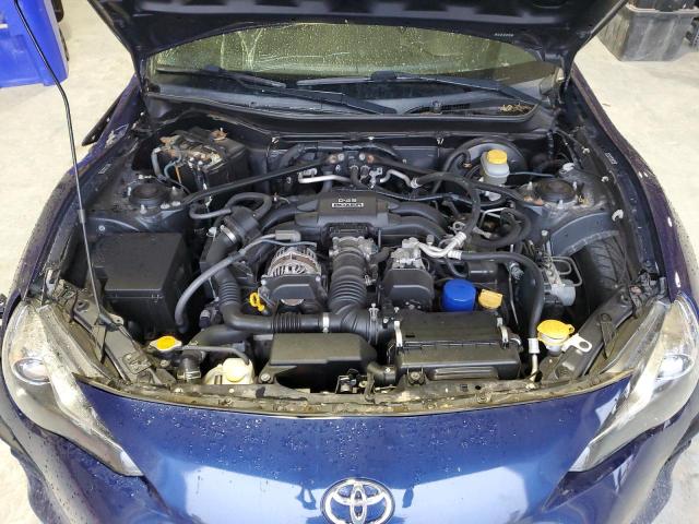 JF1ZNAA13H8700474 - 2017 TOYOTA 86 BASE BLUE photo 11