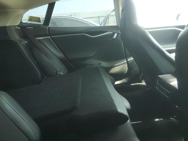 5YJSA1AC5DFP11267 - 2013 TESLA MODEL S წითელი ფოტო 10