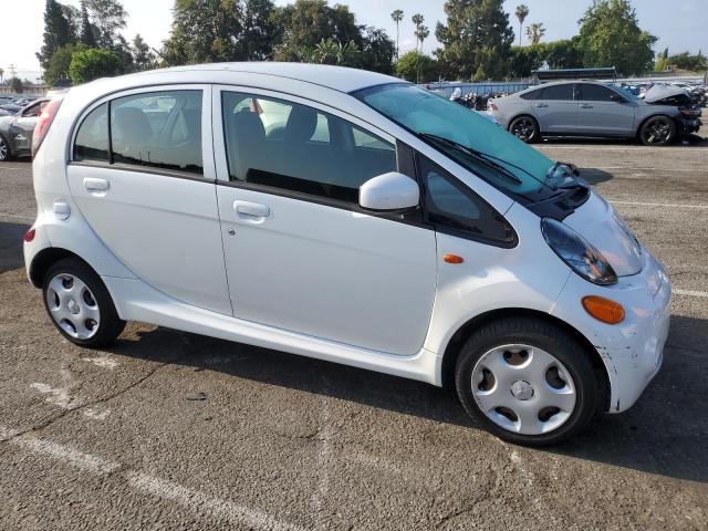 JA3215H14CU028752 - 2012 MITSUBISHI I MIEV ES WHITE photo 4