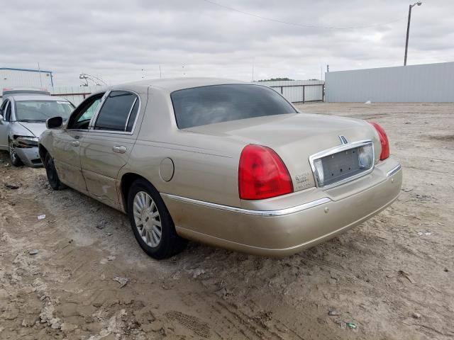 1LNHM81WX4Y678587 - 2004 LINCOLN TOWN CAR EXECUTIVE  photo 3