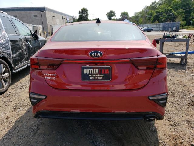 3KPF24AD7ME268747 - 2021 KIA FORTE FE RED photo 6