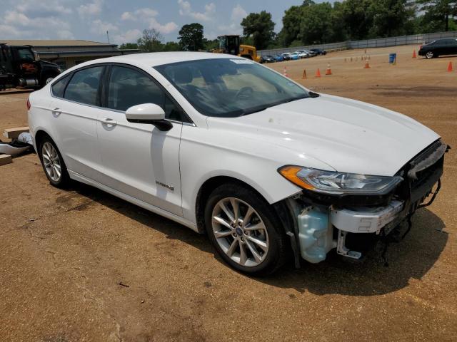 3FA6P0LU2HR384790 - 2017 FORD FUSION SE HYBRID WHITE photo 4