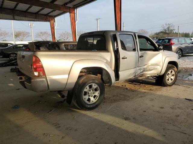 3TMJU62N08M052970 - 2008 TOYOTA TACOMA DOUBLE CAB PRERUNNER SILVER photo 3