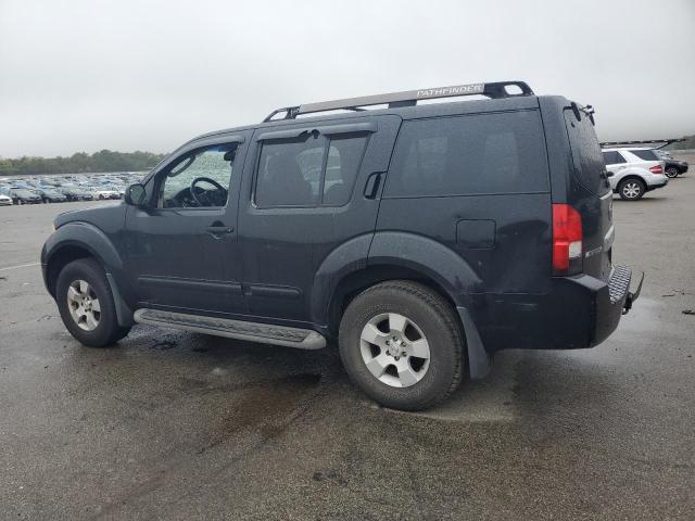 5N1AR18W65C701989 - 2005 NISSAN PATHFINDER LE BLACK photo 2