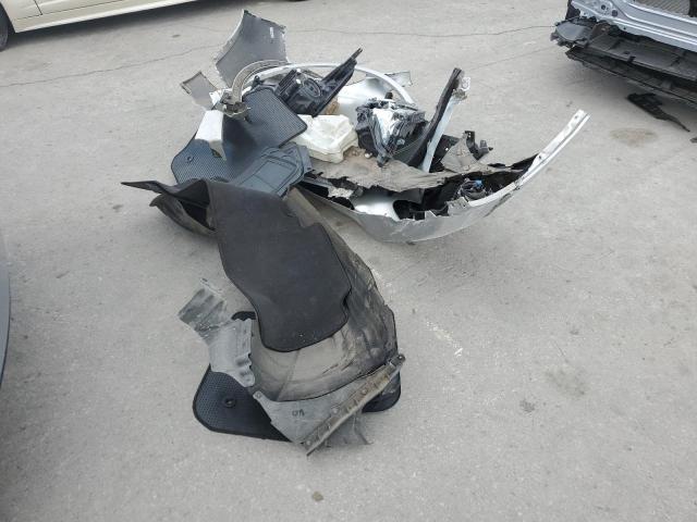 LRBFX1SA0JD008108 - 2018 BUICK ENVISION ESSENCE Արծաթագույն լուսանկար 13