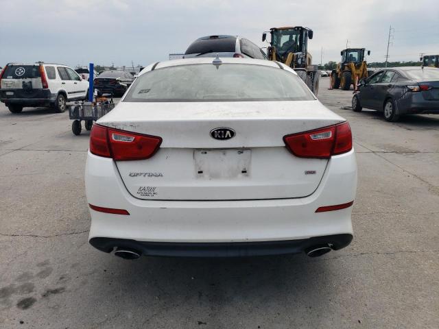 KNAGM4A74F5621319 - 2015 KIA OPTIMA LX WHITE photo 6