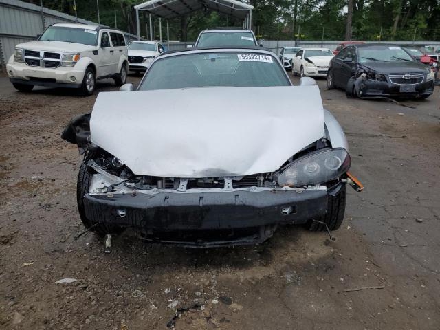 JM1NB353130304477 - 2003 MAZDA MX-5 MIATA BASE SILVER photo 5