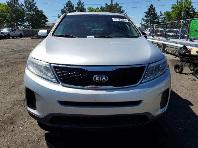 5XYKT3A66FG569488 - 2015 KIA SORENTO LX SILVER photo 5