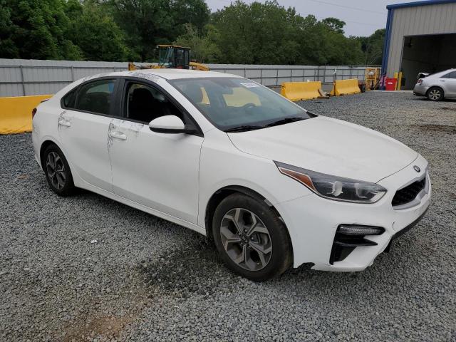 3KPF24AD8KE031181 - 2019 KIA FORTE LX FE WHITE photo 4