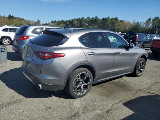 ZASPAKBN9K7C50869 - 2019 ALFA ROMEO STELVIO TI GRAY photo 3
