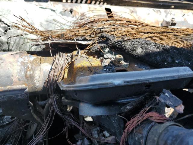 3C6TRVAG2JE155452 - 2018 RAM PROMASTER 1500 STANDARD WHITE photo 9