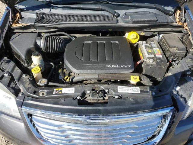 2C4RC1CG8FR619294 - 2015 CHRYSLER TOWN & COU TOURING L GRAY photo 12