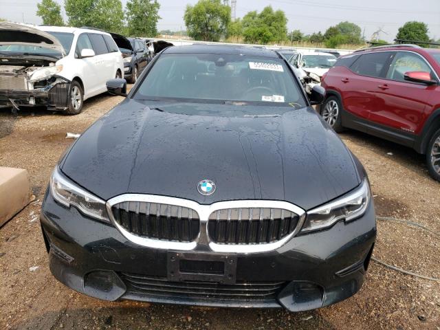 3MW5R7J01N8C50389 - 2022 BMW 330XI შავი ფოტო 5