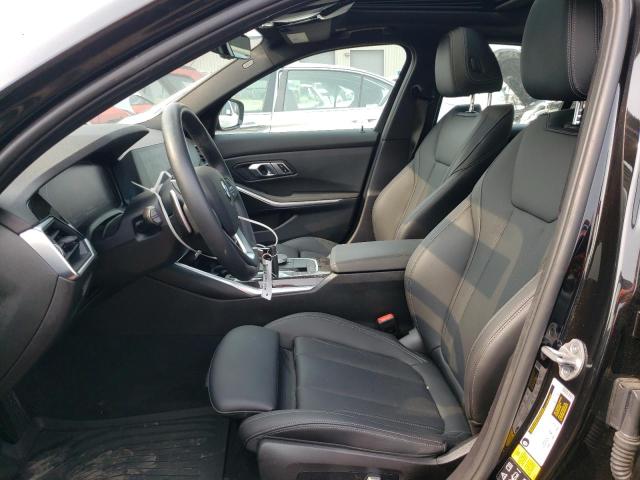 3MW5R7J01N8C50389 - 2022 BMW 330XI შავი ფოტო 7