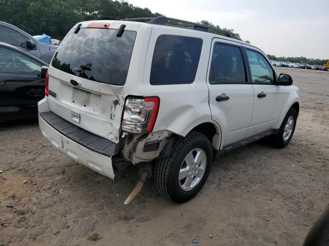 1FMCU0D76BKB01376 - 2011 FORD ESCAPE XLT WHITE photo 3