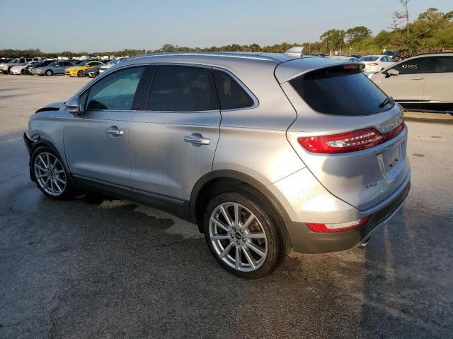 5LMCJ3C97KUL46993 - 2019 LINCOLN MKC RESERVE ვერცხლისფერი ფოტო 2