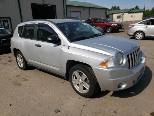 1J8FF47W77D413586 - 2007 JEEP COMPASS SILVER photo 4