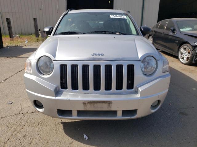 1J8FF47W77D413586 - 2007 JEEP COMPASS SILVER photo 5