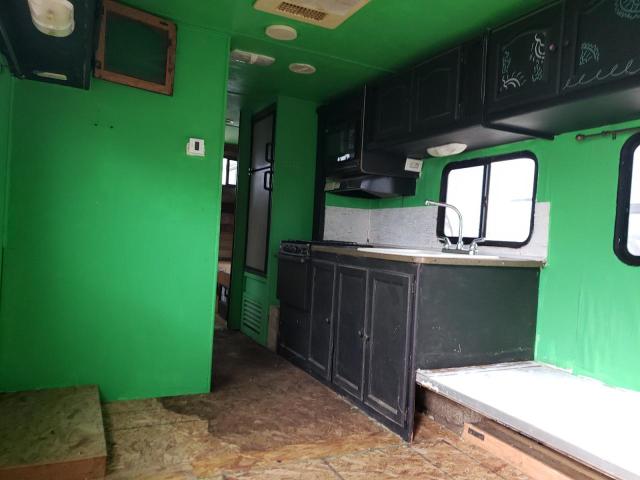 4YDT2902096411077 - 2009 KEYSTONE PASSPORT WHITE photo 6