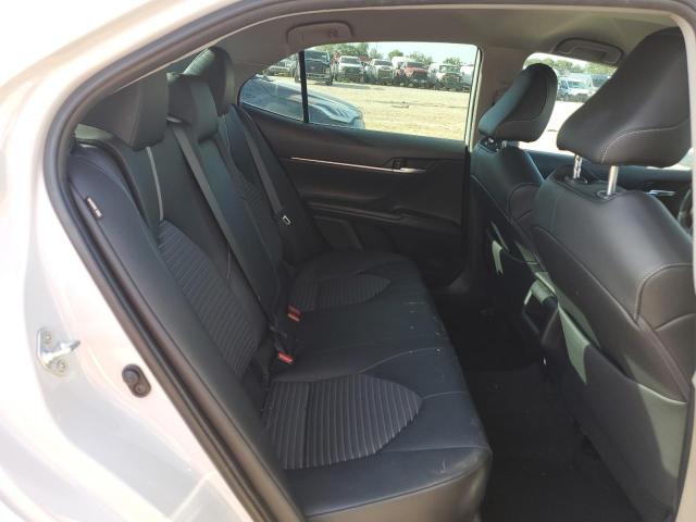 4T1G11AKXPU121392 - 2023 TOYOTA CAMRY SE NIGHT SHADE WHITE photo 10