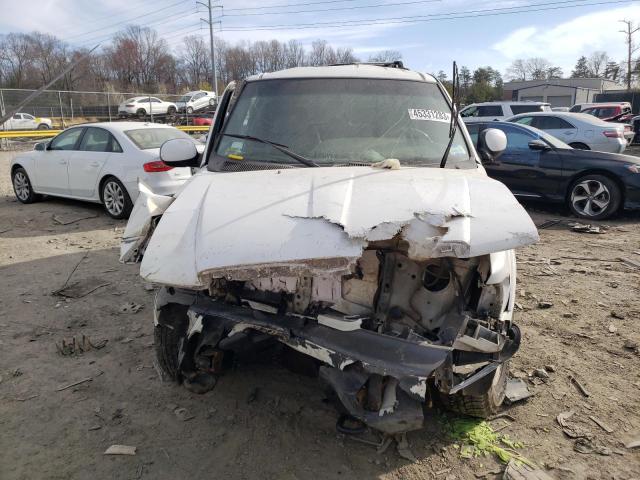 5LMPU28L7WLJ52998 - 1998 LINCOLN NAVIGATOR 白色 照片 5