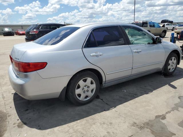 1HGCM55445A075149 - 2005 HONDA ACCORD LX SILVER photo 3