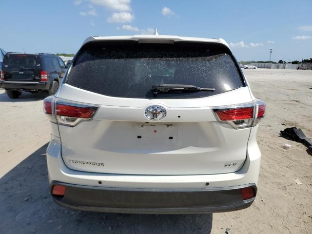 5TDKKRFH1GS506447 - 2016 TOYOTA HIGHLANDER XLE 白色 照片 6