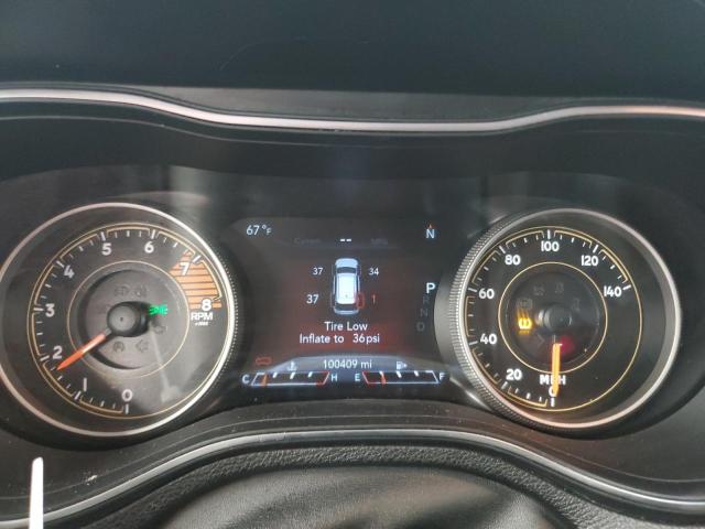 1C4PJMBN1KD389240 - 2019 JEEP CHEROKEE TRAILHAWK BLACK photo 9