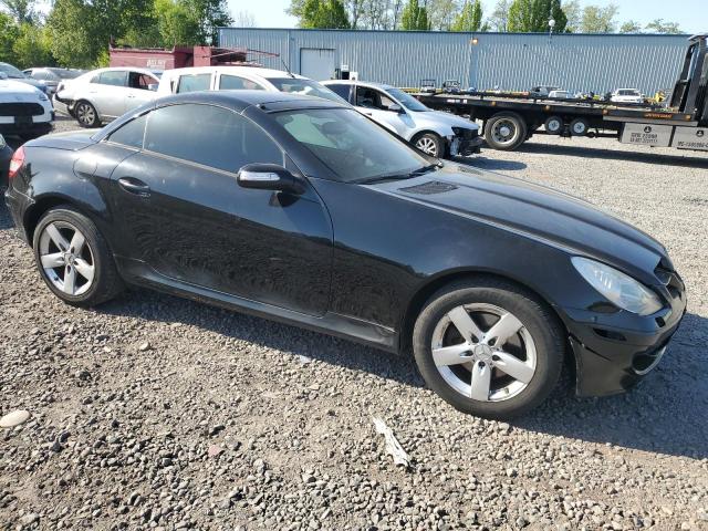 WDBWK54F66F114895 - 2006 MERCEDES-BENZ SLK 280 BLACK photo 4
