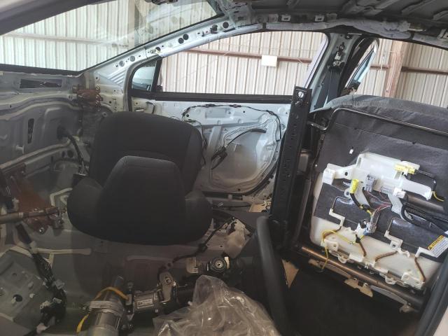 5YFEPMAE0NP386824 - 2022 TOYOTA COROLLA LE WHITE photo 7