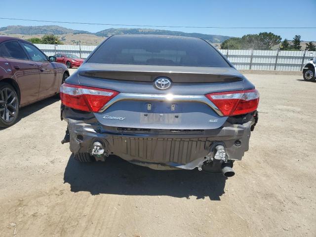 4T1BF1FKXHU814419 - 2017 TOYOTA CAMRY LE GRAY photo 6