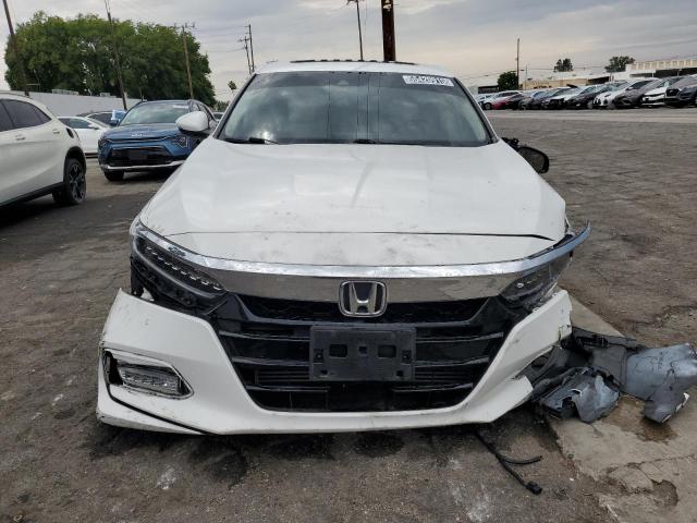 1HGCV2F97KA028487 - 2019 HONDA ACCORD TOURING Beyaz fotoğraf 5