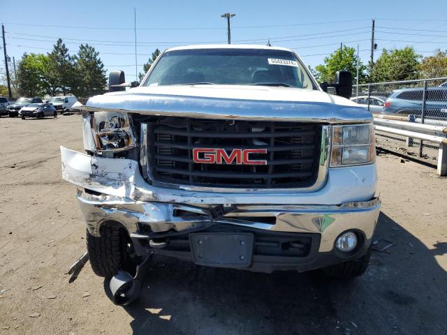 1GTHK336X8F217059 - 2008 GMC SIERRA K3500 WHITE photo 5