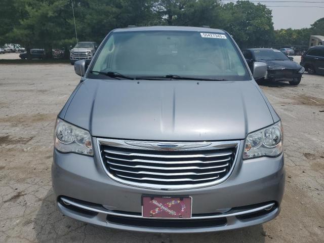 2C4RC1BG6FR618940 - 2015 CHRYSLER TOWN & COU TOURING SILVER photo 5