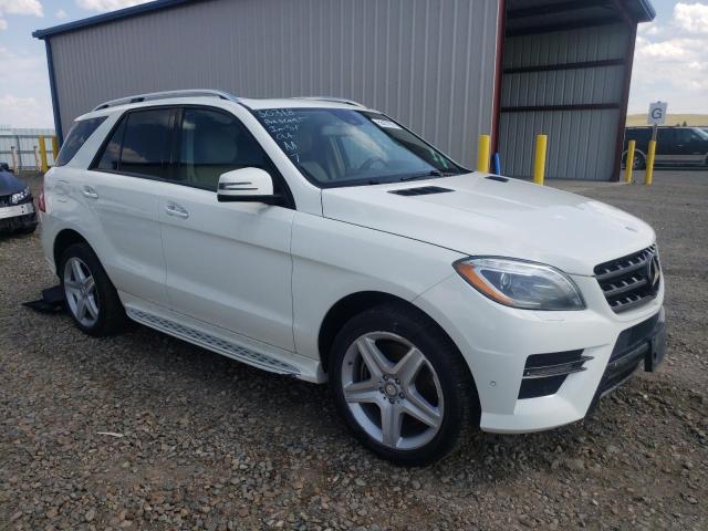 4JGDA7DB3DA182422 - 2013 MERCEDES-BENZ ML 550 4MATIC WHITE photo 4