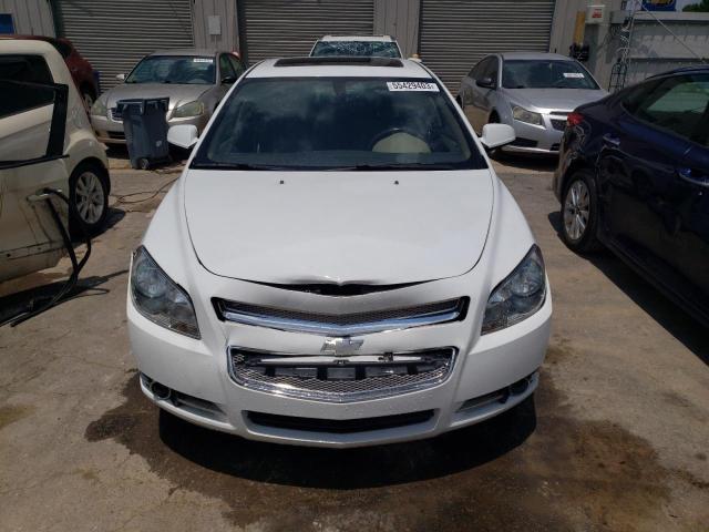 1G1ZK57729F156044 - 2009 CHEVROLET MALIBU LTZ თეთრი ფოტო 5