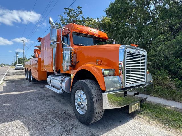 1FUJF6CK54DM19434 - 2004 FREIGHTLINER CONVENTION CLASSIC 120 ORANGE photo 1