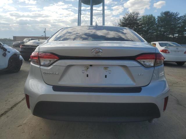5YFB4MDE0RP150963 - 2024 TOYOTA COROLLA LE Արծաթագույն լուսանկար 6