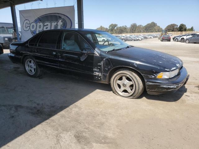 1G1BL52P7SR151707 - 1995 CHEVROLET CAPRICE / CLASSIC SS BLACK photo 4