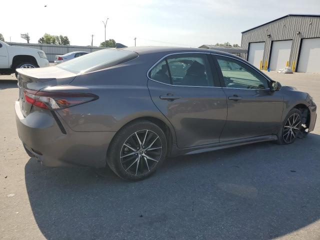 4T1G11AK7RU890872 - 2024 TOYOTA CAMRY SE NIGHT SHADE GRAY photo 3
