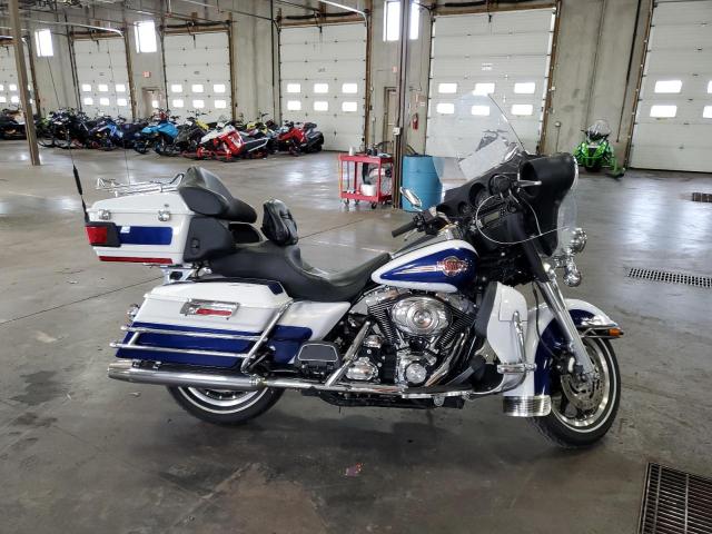 1HD1FC4197Y601554 - 2007 HARLEY-DAVIDSON FLHTCUI 白色 照片 1