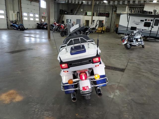 1HD1FC4197Y601554 - 2007 HARLEY-DAVIDSON FLHTCUI 白色 照片 4