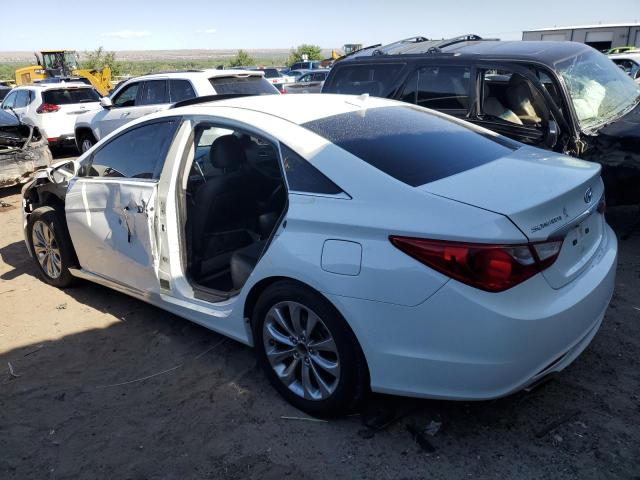 5NPEC4AC1BH100577 - 2011 HYUNDAI SONATA SE WHITE photo 2