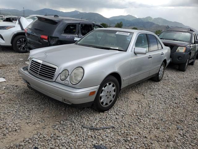 WDBJF82F0WX010528 - 1998 MERCEDES-BENZ E 320 4MATIC SILVER photo 1