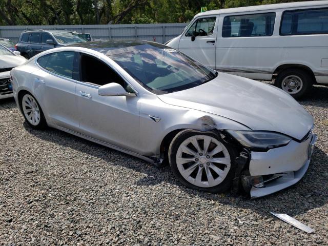 5YJSA1E28JF243614 - 2018 TESLA MODEL S Gümüş foto 4